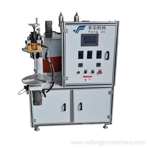 Pleating machine supply glue injection machine